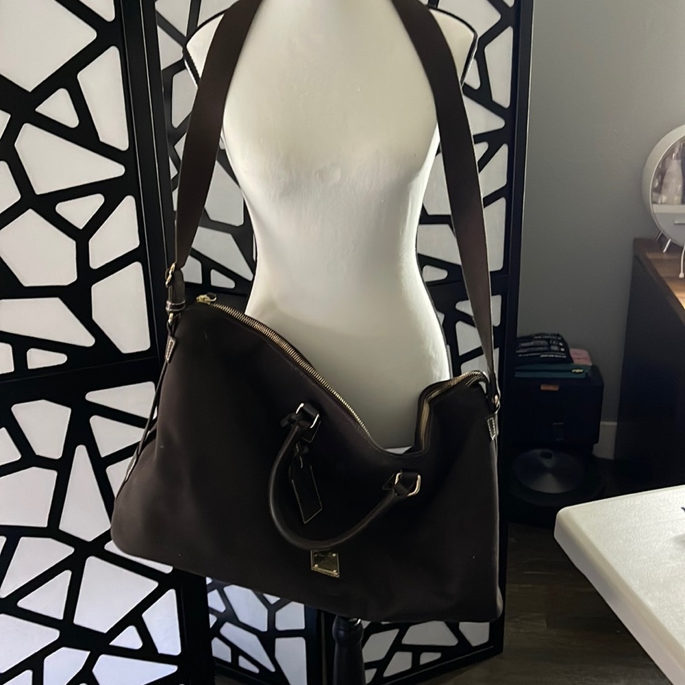 DOONEY weekender cabriolet bag, great condition!